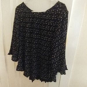 3/$12 Gap Long Sleeve Top